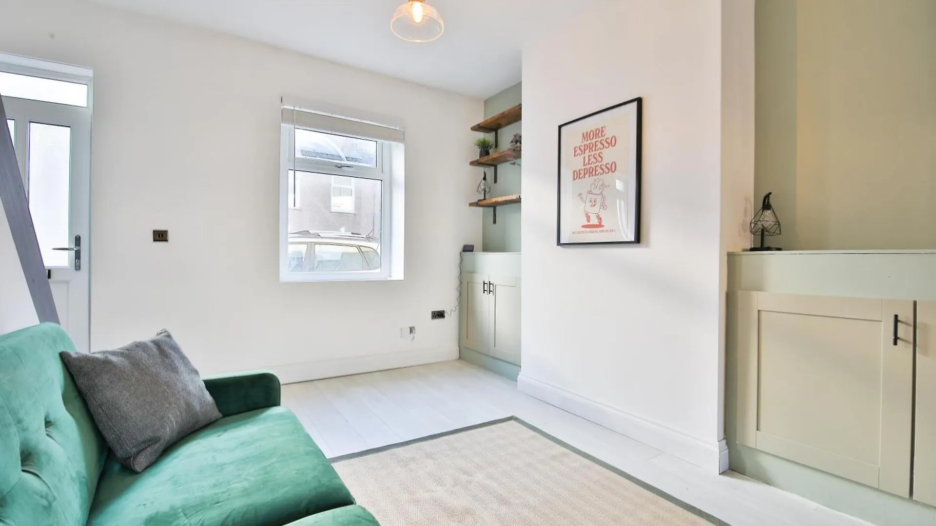 Stayright Charming 2Br House, Walking Distance To City Centre Cardiff Apartmán